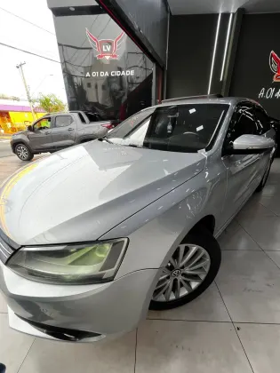 VOLKSWAGEN JETTA 2.0 TSI HIGHLINE 211CV GASOLINA 4P TIPTRONIC