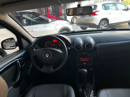 RENAULT SANDERO 1.6 STEPWAY 16V FLEX 4P AUTOMÁTICO