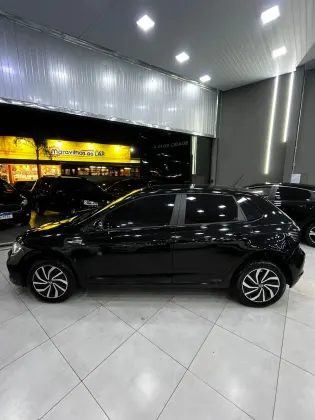 VOLKSWAGEN POLO 1.0 200 TSI HIGHLINE AUTOMÁTICO