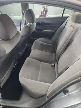 HONDA CIVIC 1.8 LXS 16V FLEX 4P MANUAL