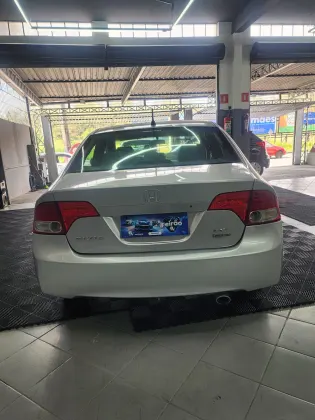 HONDA CIVIC 1.8 LXS 16V FLEX 4P MANUAL