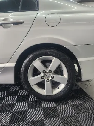 HONDA CIVIC 1.8 LXS 16V FLEX 4P MANUAL