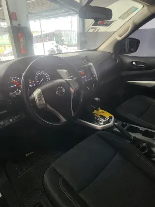 NISSAN FRONTIER 2.5 LE ATTACK 4X4 CD TURBO ELETRONIC DIESEL 4P AUTOMÁTICO