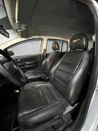 VOLKSWAGEN CROSSFOX 1.6 MI FLEX 8V 4P MANUAL