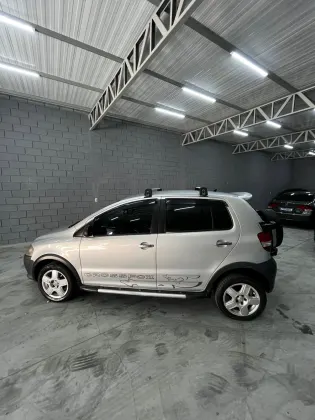 VOLKSWAGEN CROSSFOX 1.6 MI FLEX 8V 4P MANUAL