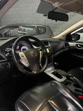 NISSAN SENTRA 2.0 SV 16V FLEXSTART 4P AUTOMÁTICO