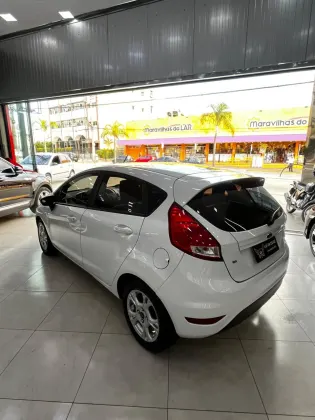FORD FIESTA 1.6 ROCAM SE 8V FLEX 4P MANUAL