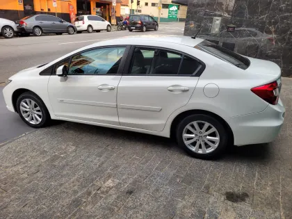 HONDA CIVIC 1.8 LXS 16V FLEX 4P AUTOMÁTICO