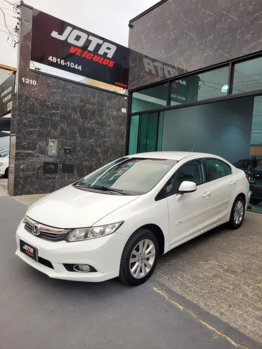 HONDA CIVIC 1.8 LXS 16V FLEX 4P AUTOMÁTICO