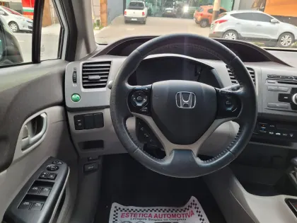 HONDA CIVIC 1.8 LXS 16V FLEX 4P AUTOMÁTICO