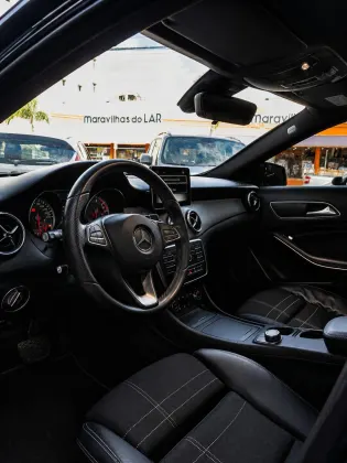 MERCEDES-BENZ CLA 200 1.6 VISION 16V FLEX 4P AUTOMÁTICO
