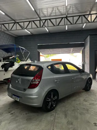 HYUNDAI I30 2.0 MPFI GLS 16V GASOLINA 4P MANUAL