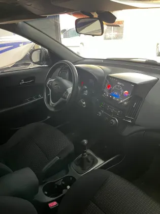 HYUNDAI I30 2.0 MPFI GLS 16V GASOLINA 4P MANUAL