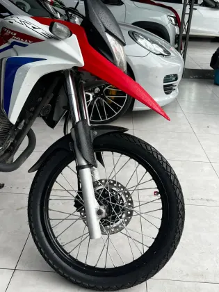 HONDA XRE 300