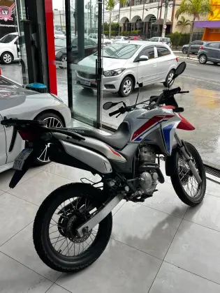 HONDA XRE 300