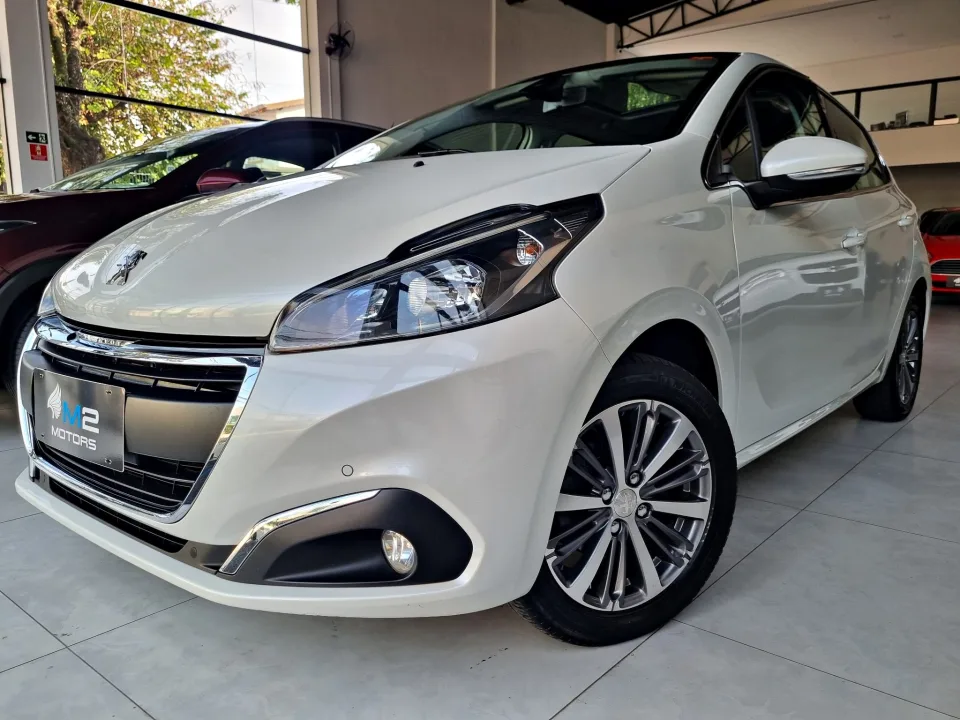 PEUGEOT 208 1.6 GRIFFE 16V FLEX 4P AUTOMÁTICO