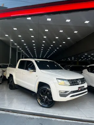 VOLKSWAGEN AMAROK 3.0 V6 TDI DIESEL HIGHLINE CD 4MOTION AUTOMÁTICO