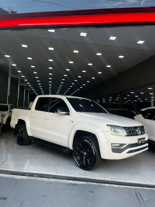 VOLKSWAGEN AMAROK 3.0 V6 TDI DIESEL HIGHLINE CD 4MOTION AUTOMÁTICO
