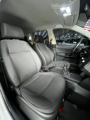 VOLKSWAGEN POLO 1.6 MI 8V E-FLEX 4P MANUAL