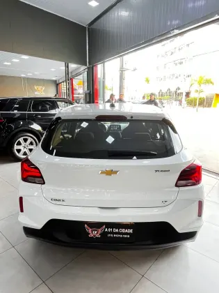 CHEVROLET ONIX 1.0 MPFI LT 8V FLEX 4P MANUAL