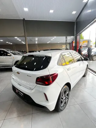 CHEVROLET ONIX 1.0 MPFI LT 8V FLEX 4P MANUAL