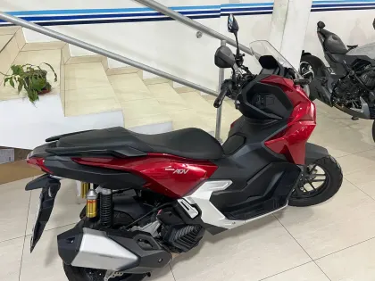 HONDA ADV