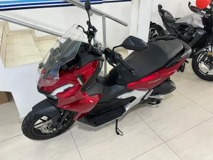 HONDA ADV