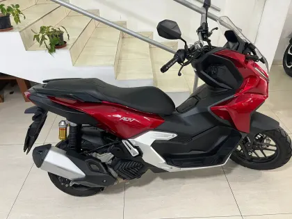 HONDA ADV