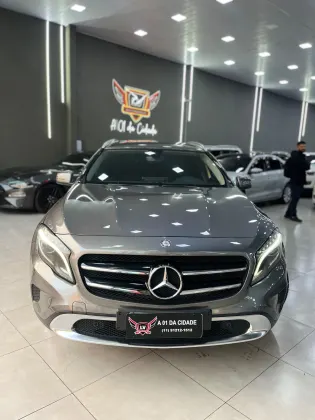 MERCEDES-BENZ GLA 200 1.6 CGI STYLE 16V TURBO GASOLINA 4P AUTOMÁTICO