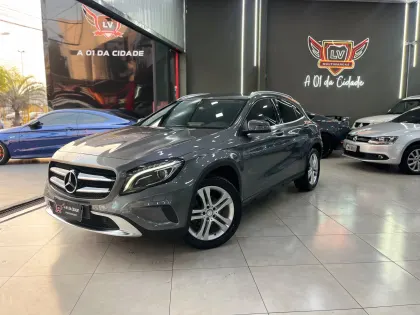 MERCEDES-BENZ GLA 200 1.6 CGI STYLE 16V TURBO GASOLINA 4P AUTOMÁTICO