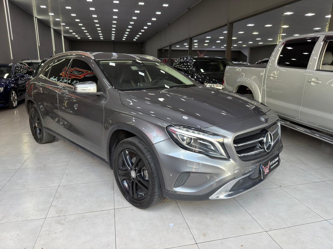 MERCEDES-BENZ GLA 200 1.6 CGI STYLE 16V TURBO GASOLINA 4P AUTOMÁTICO