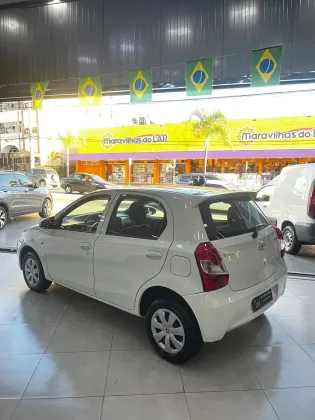 TOYOTA ETIOS 1.3 X 16V FLEX 4P MANUAL