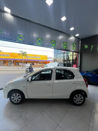 TOYOTA ETIOS 1.3 X 16V FLEX 4P MANUAL