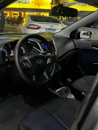 HYUNDAI HB20S 1.6 COMFORT STYLE 16V FLEX 4P MANUAL