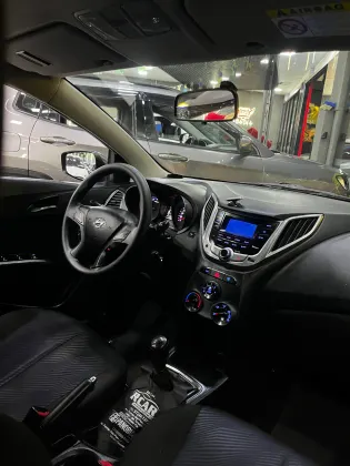 HYUNDAI HB20S 1.6 COMFORT STYLE 16V FLEX 4P MANUAL