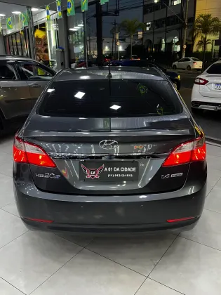 HYUNDAI HB20S 1.6 COMFORT STYLE 16V FLEX 4P MANUAL