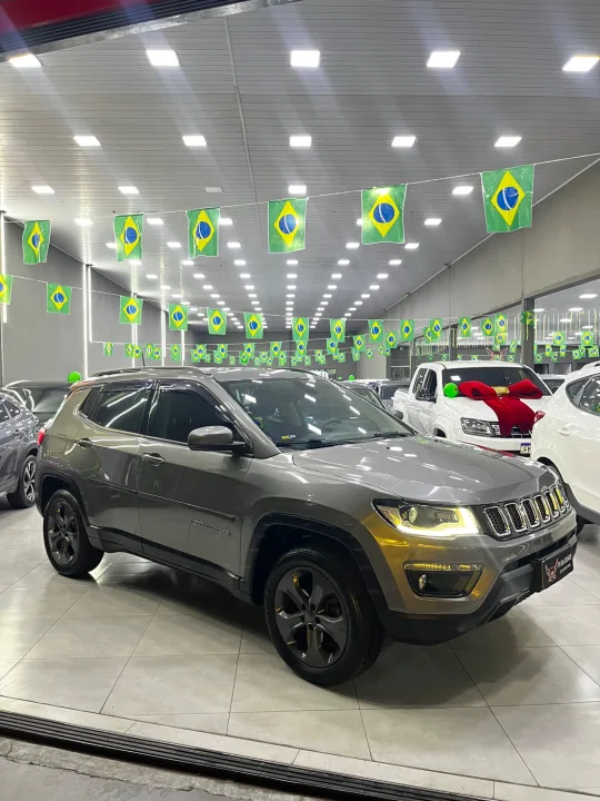JEEP COMPASS 2.0 16V DIESEL LONGITUDE 4X4 AUTOMÁTICO