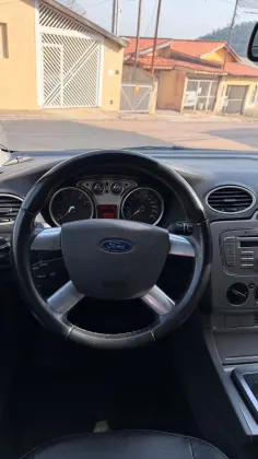 FORD FOCUS 2.0 16V FLEX 4P AUTOMÁTICO