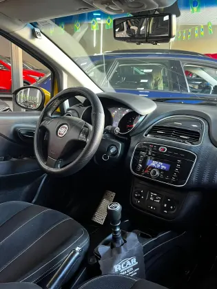 FIAT PUNTO 1.8 SPORTING 16V FLEX 4P MANUAL