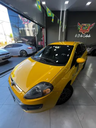 FIAT PUNTO 1.8 SPORTING 16V FLEX 4P MANUAL