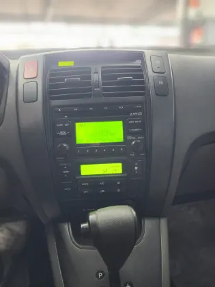 HYUNDAI TUCSON 2.0 MPFI GLS BASE 16V 143CV 2WD FLEX 4P AUTOMÁTICO