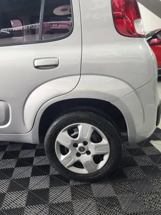 FIAT UNO 1.0 VIVACE 8V FLEX 4P MANUAL