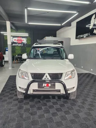 MITSUBISHI PAJERO TR4 2.0 4X4 16V 140CV FLEX 4P AUTOMÁTICO