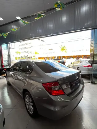 HONDA CIVIC 2.0 LXR 16V FLEX 4P AUTOMÁTICO