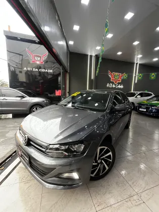 VOLKSWAGEN VIRTUS 1.0 200 TSI HIGHLINE AUTOMÁTICO