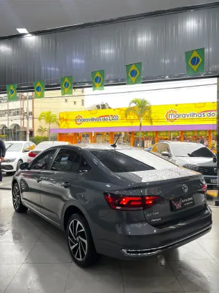 VOLKSWAGEN VIRTUS 1.0 200 TSI HIGHLINE AUTOMÁTICO