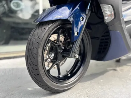 YAMAHA NMAX 160 ABS