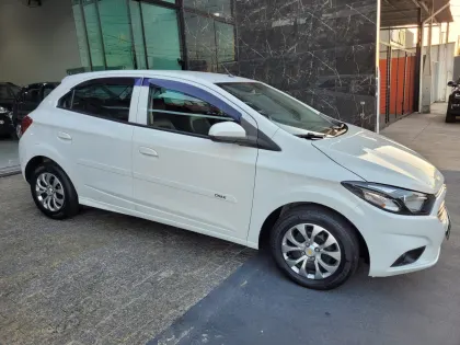 CHEVROLET ONIX 1.0 MPFI LT 8V FLEX 4P MANUAL