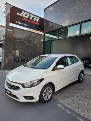 CHEVROLET ONIX 1.0 MPFI LT 8V FLEX 4P MANUAL