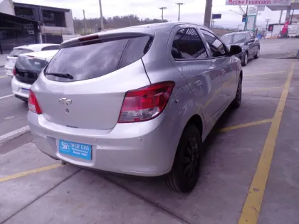 CHEVROLET ONIX 1.0 MPFI LT 8V FLEX 4P MANUAL